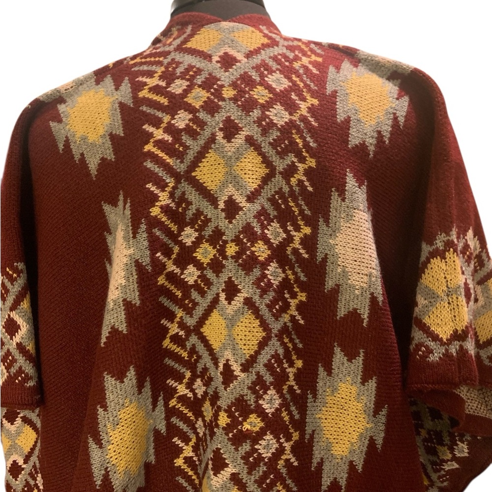 Miss Me Burgundy and Gold Geometric Wrap/Shawl/Cape - Picture 8 of 11